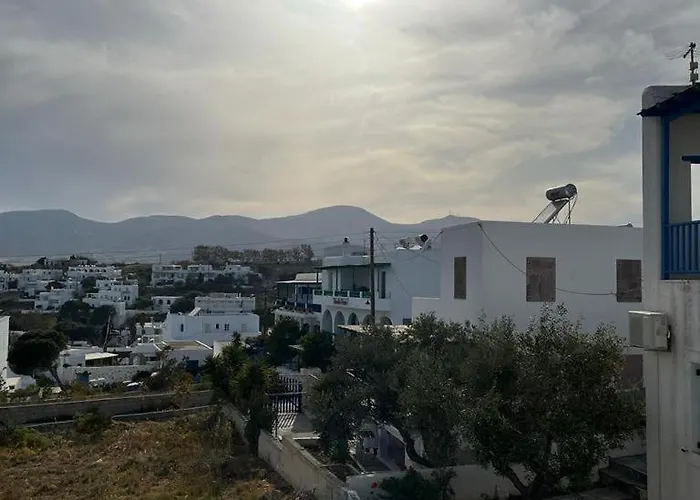 Parostalkinghouse بيت للعطل بوسي لِفاذي