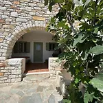 Сasa de vacaciones Parostalkinghouse Piso Livadi