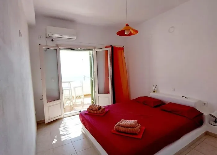 Parostalkinghouse Piso Livadi