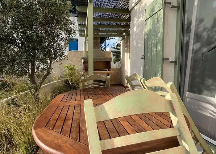 Parostalkinghouse * Piso Livadi